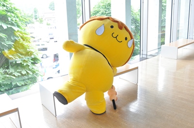 あちーー